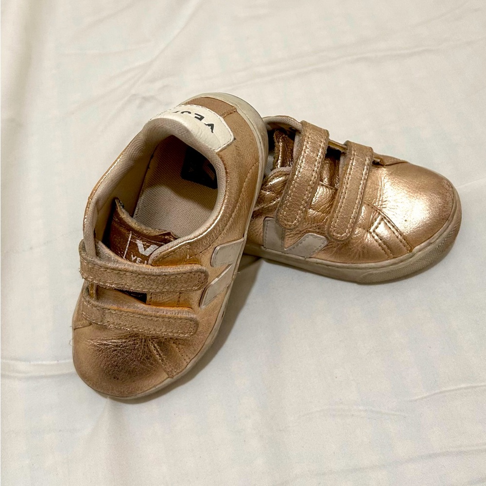 Veja kids / girls velcro gold sneakers size 9.5 kids
